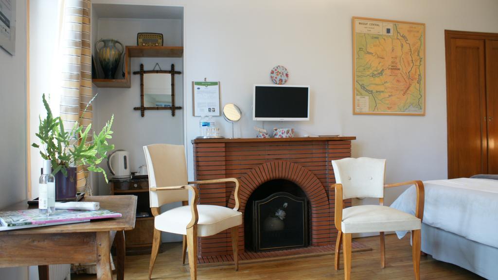 La Maison Bleue Hotel Arquian Екстериор снимка